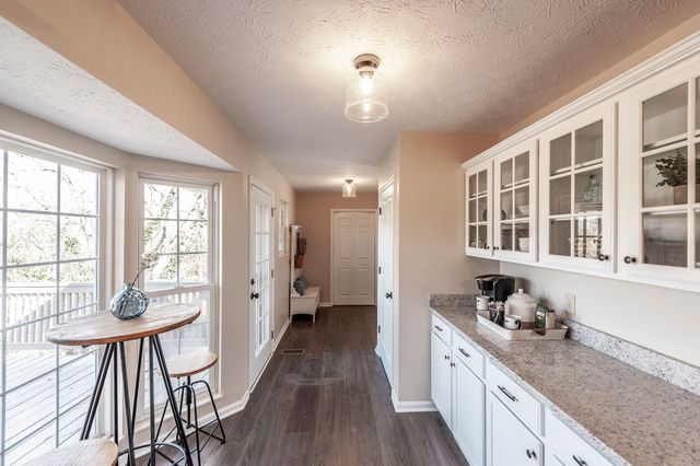 203 Mosley Dr, Springfield, TN 37172