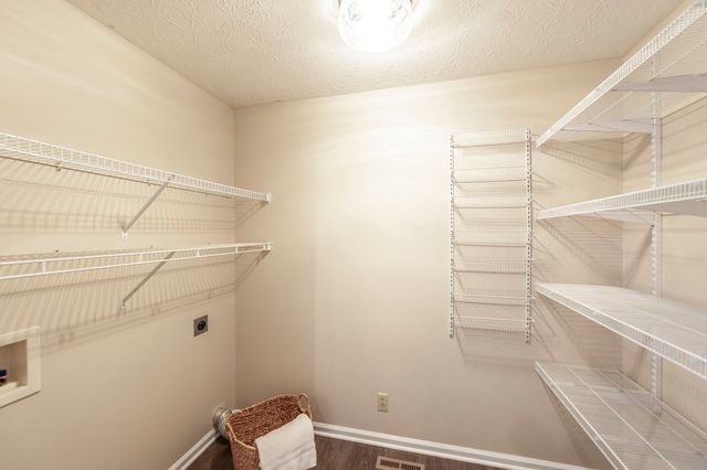 203 Mosley Dr, Springfield, TN 37172