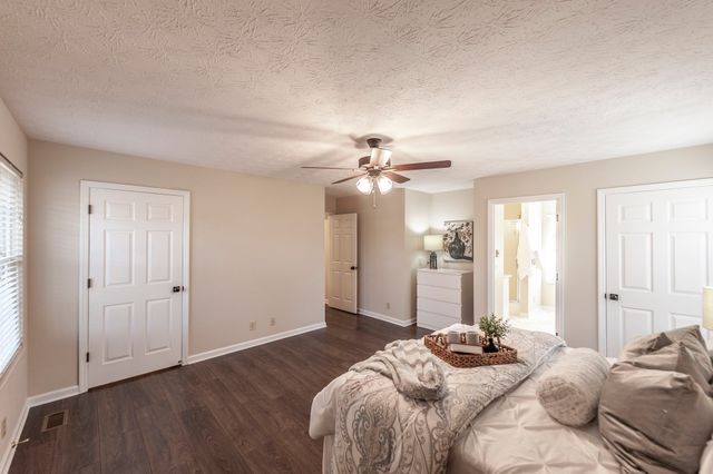 203 Mosley Dr, Springfield, TN 37172