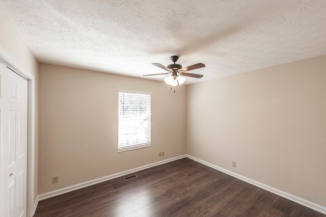 203 Mosley Dr, Springfield, TN 37172