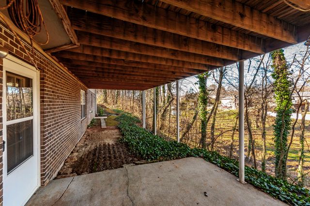 203 Mosley Dr, Springfield, TN 37172