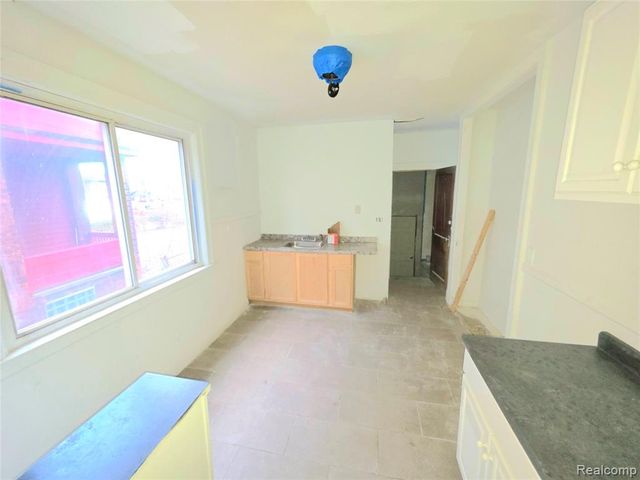 4353 Seebaldt Street, Detroit, MI 48204