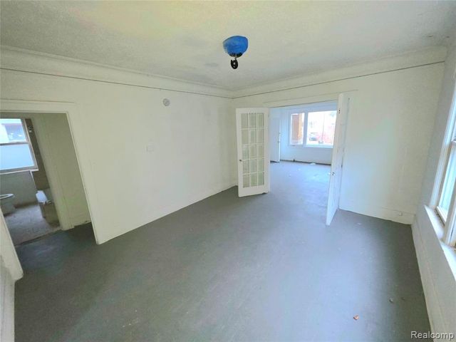 4353 Seebaldt Street, Detroit, MI 48204