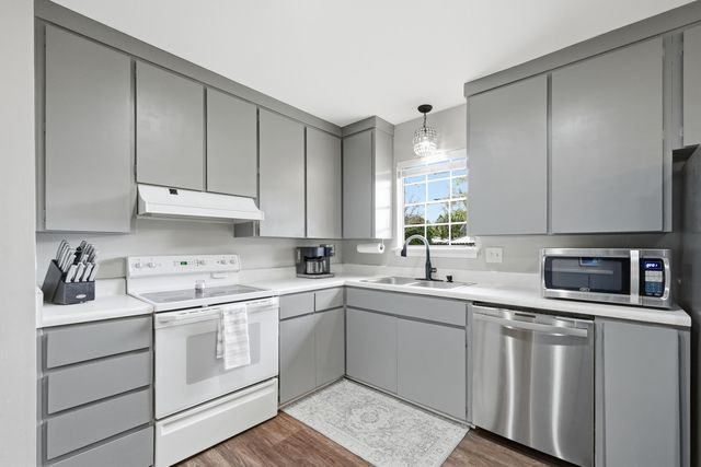 600 Sea Oats Drive, Destin, FL 32541