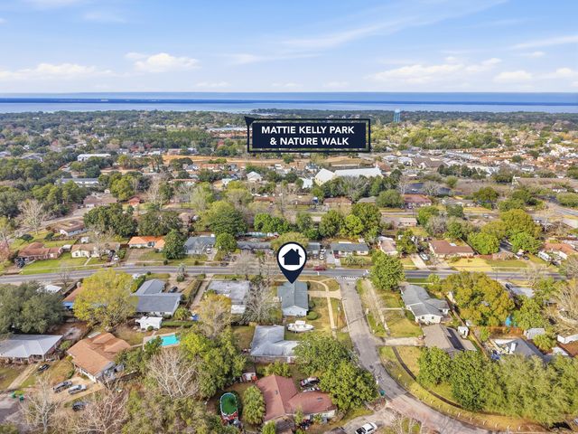 600 Sea Oats Drive, Destin, FL 32541