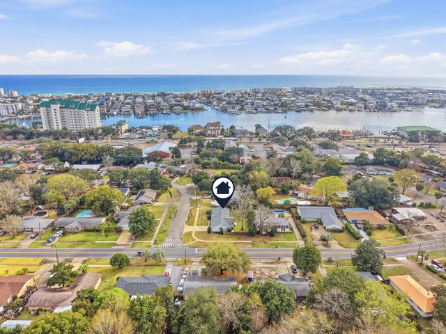 600 Sea Oats Drive, Destin, FL 32541