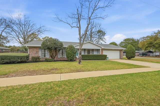 600 Sea Oats Drive, Destin, FL 32541