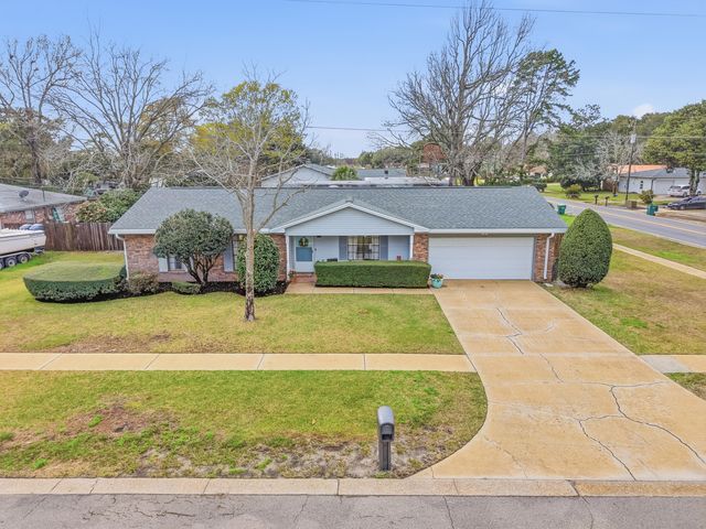 600 Sea Oats Drive, Destin, FL 32541