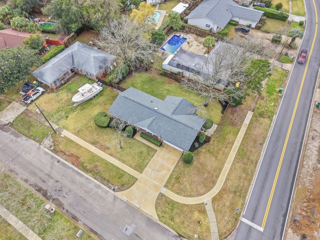 600 Sea Oats Drive, Destin, FL 32541