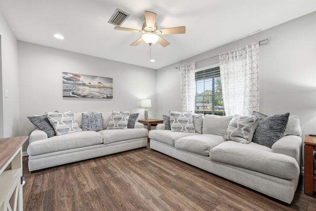 600 Sea Oats Drive, Destin, FL 32541