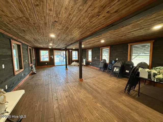 3572 Nc 42, Tarboro, NC 27886