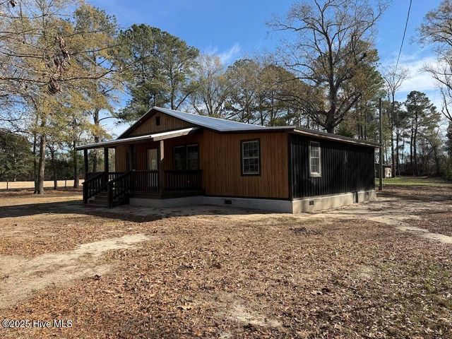 3572 Nc 42, Tarboro, NC 27886