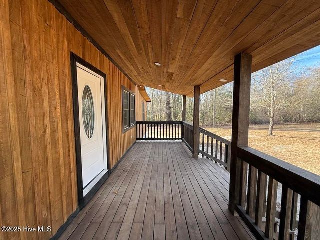 3572 Nc 42, Tarboro, NC 27886