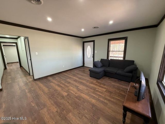 3572 Nc 42, Tarboro, NC 27886