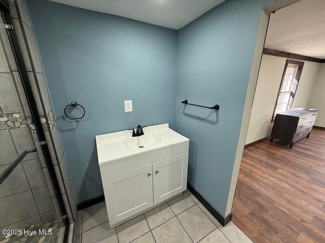 3572 Nc 42, Tarboro, NC 27886