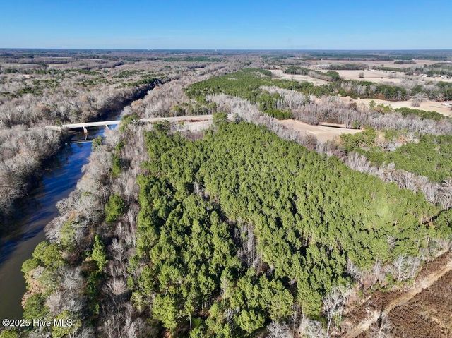 3572 Nc 42, Tarboro, NC 27886