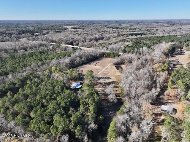 3572 Nc 42, Tarboro, NC 27886