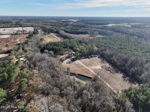 3572 Nc 42, Tarboro, NC 27886