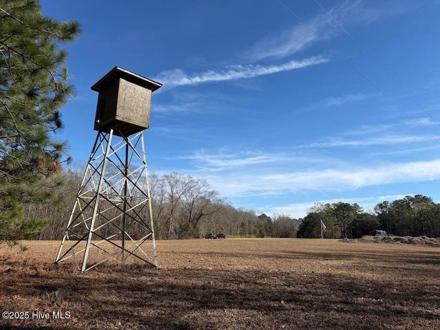 3572 Nc 42, Tarboro, NC 27886