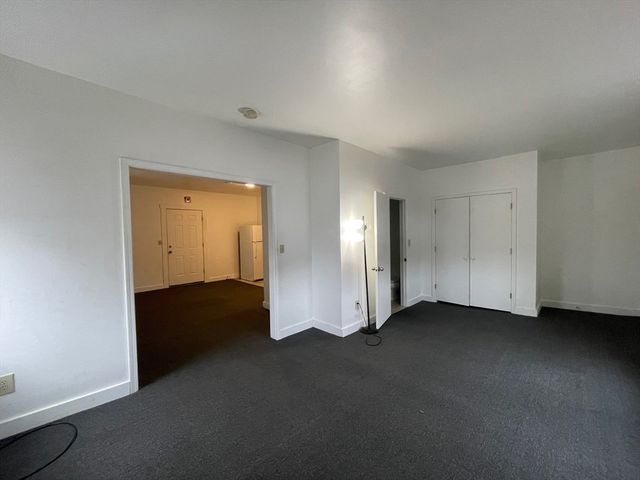 3 Webster St 4, Rockland, MA 02370