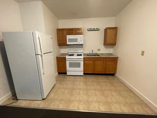 3 Webster St 4, Rockland, MA 02370