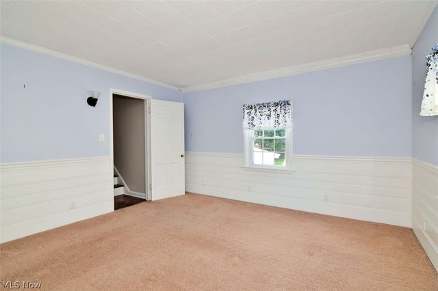 5284 Edenhurst Road, Lyndhurst, OH 44124
