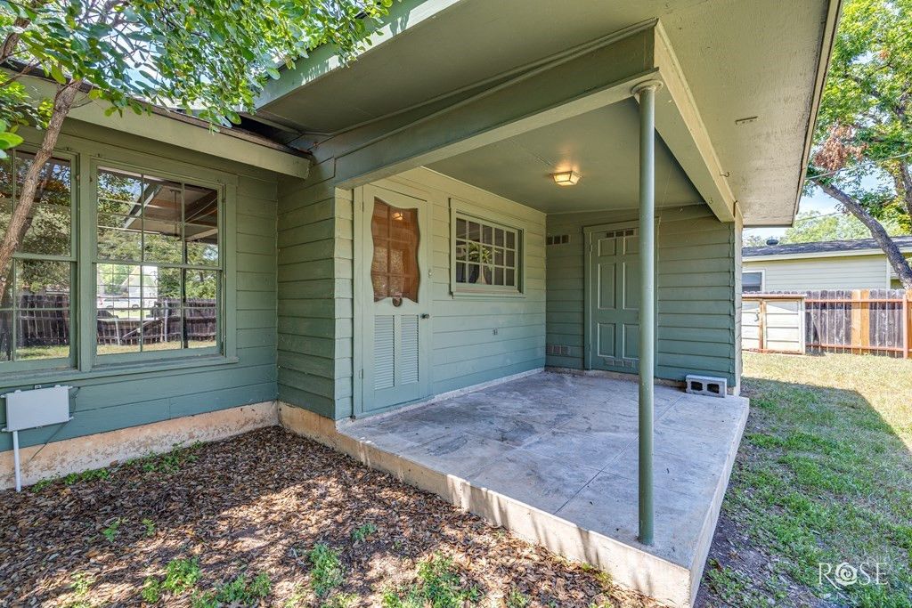 Image 22 of property listing at 2012 Jade Drive, San Angelo, TX 76904