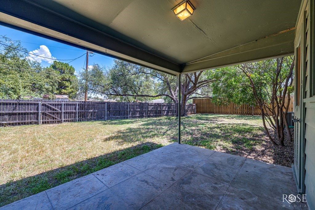 Image 23 of property listing at 2012 Jade Drive, San Angelo, TX 76904