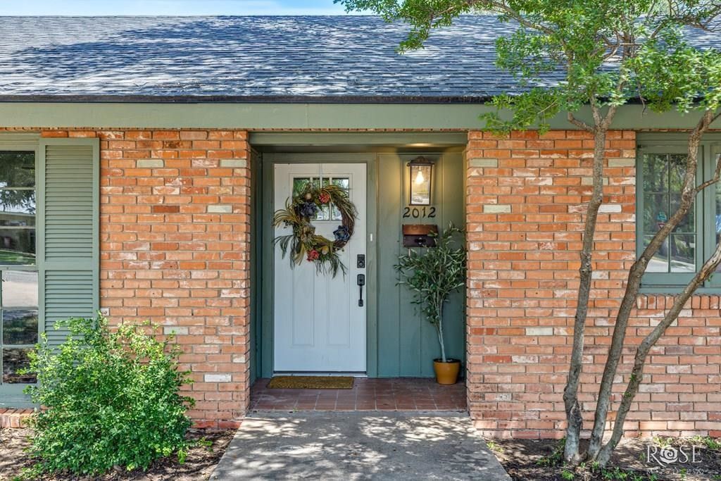 Image 3 of property listing at 2012 Jade Drive, San Angelo, TX 76904