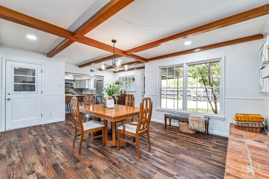 Image 7 of property listing at 2012 Jade Drive, San Angelo, TX 76904