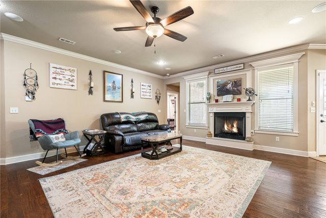 903 SW Caprington Street, Bentonville, AR 72712