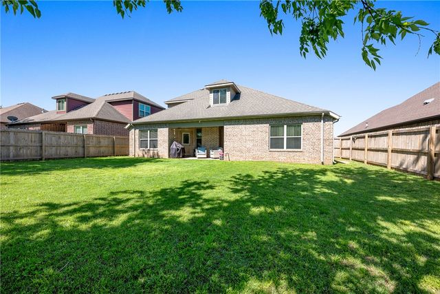 903 SW Caprington Street, Bentonville, AR 72712