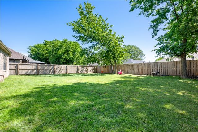 903 SW Caprington Street, Bentonville, AR 72712