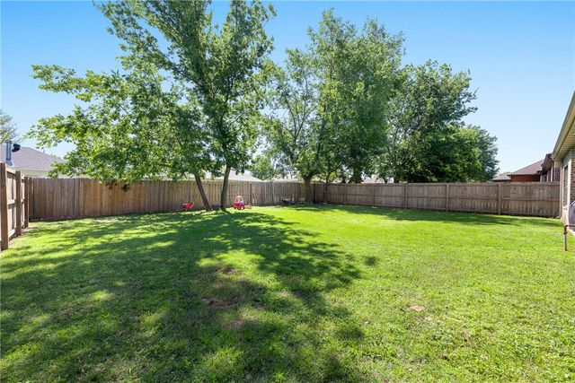 903 SW Caprington Street, Bentonville, AR 72712