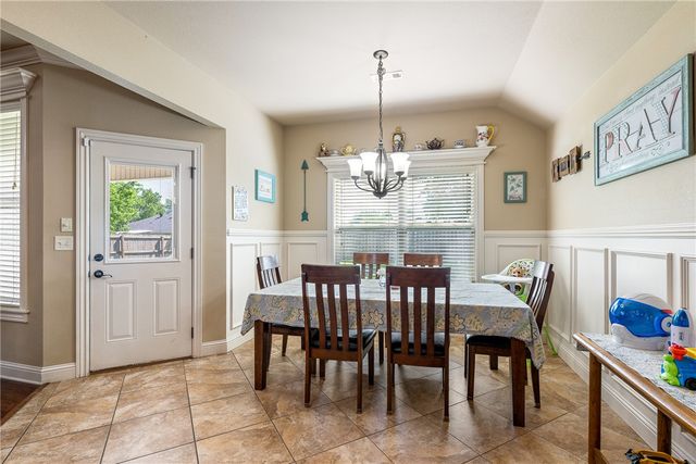 903 SW Caprington Street, Bentonville, AR 72712