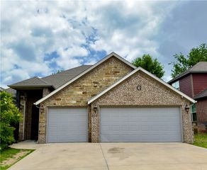 903 SW Caprington Street, Bentonville, AR 72712