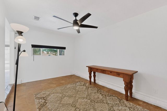 10429 Mountain Road NE, Albuquerque, NM 87112