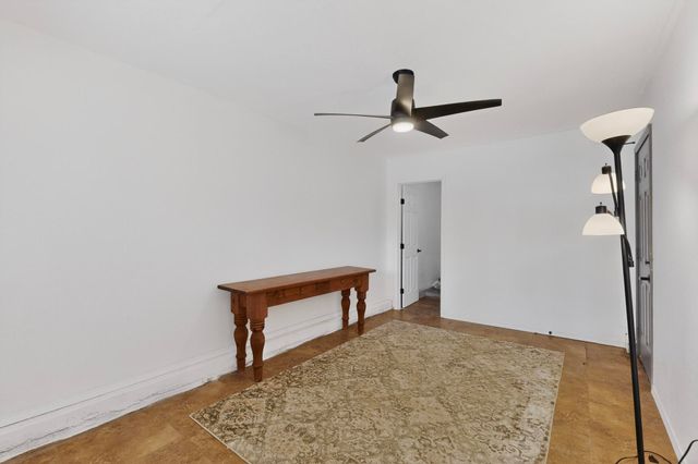 10429 Mountain Road NE, Albuquerque, NM 87112