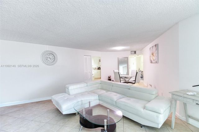 800 Parkview Dr 311, Hallandale Beach, FL 33009