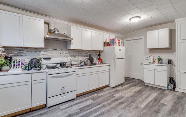 1200 58th STREET, Kenosha, WI 53140