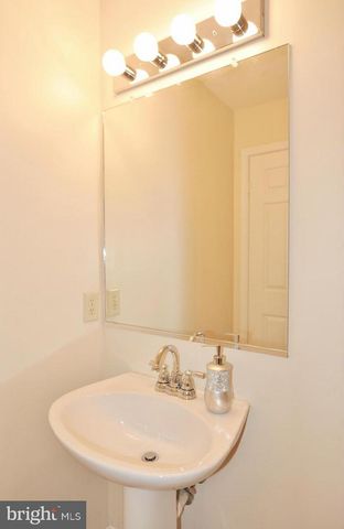 7411 SALFORD CT, Alexandria, VA 22315