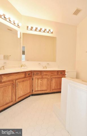 7411 SALFORD CT, Alexandria, VA 22315