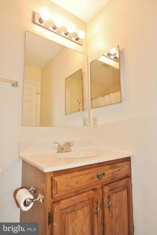 7411 SALFORD CT, Alexandria, VA 22315