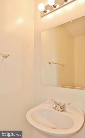 7411 SALFORD CT, Alexandria, VA 22315