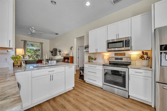 3397 STERLING LAKE CIRCLE, Oviedo, FL 32765