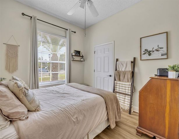 3397 STERLING LAKE CIRCLE, Oviedo, FL 32765