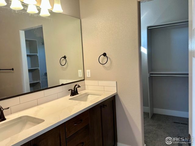 7156 Feather Reed Dr, Wellington, CO 80549