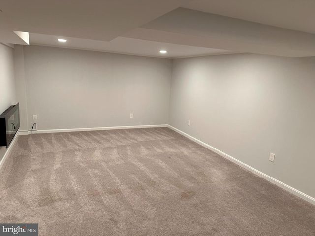 11908 ROCKING HORSE RD, Rockville, MD 20852