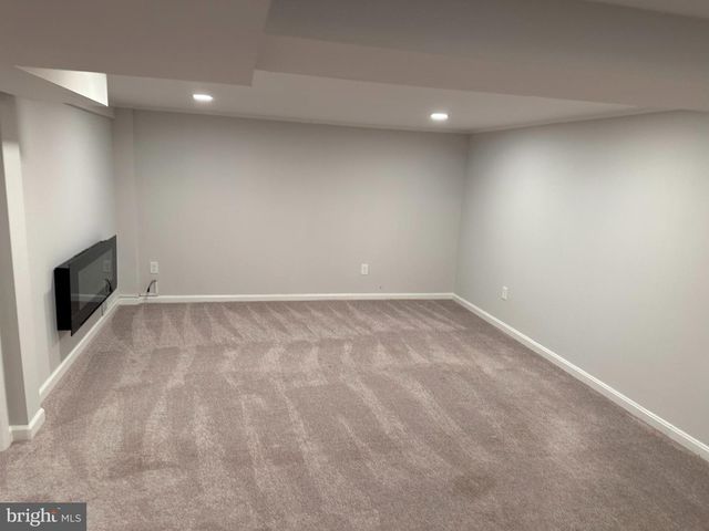 11908 ROCKING HORSE RD, Rockville, MD 20852