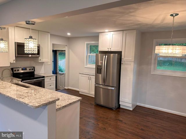 11908 ROCKING HORSE RD, Rockville, MD 20852